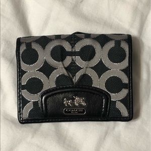 small coach wallet